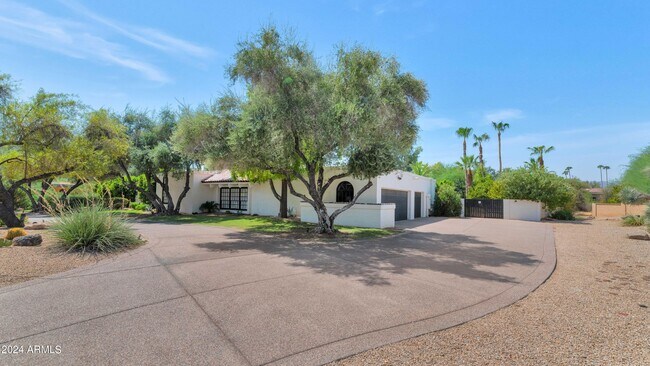 property at 8712 N 68th St