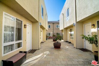 11428 National Blvd in Los Angeles, CA - Building Photo - Building Photo