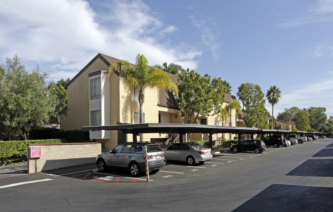 Park Villas North in San Diego, CA - Building Photo