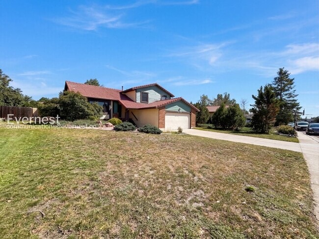 4035 Thundercloud Dr in Colorado Springs, CO - Foto de edificio - Building Photo