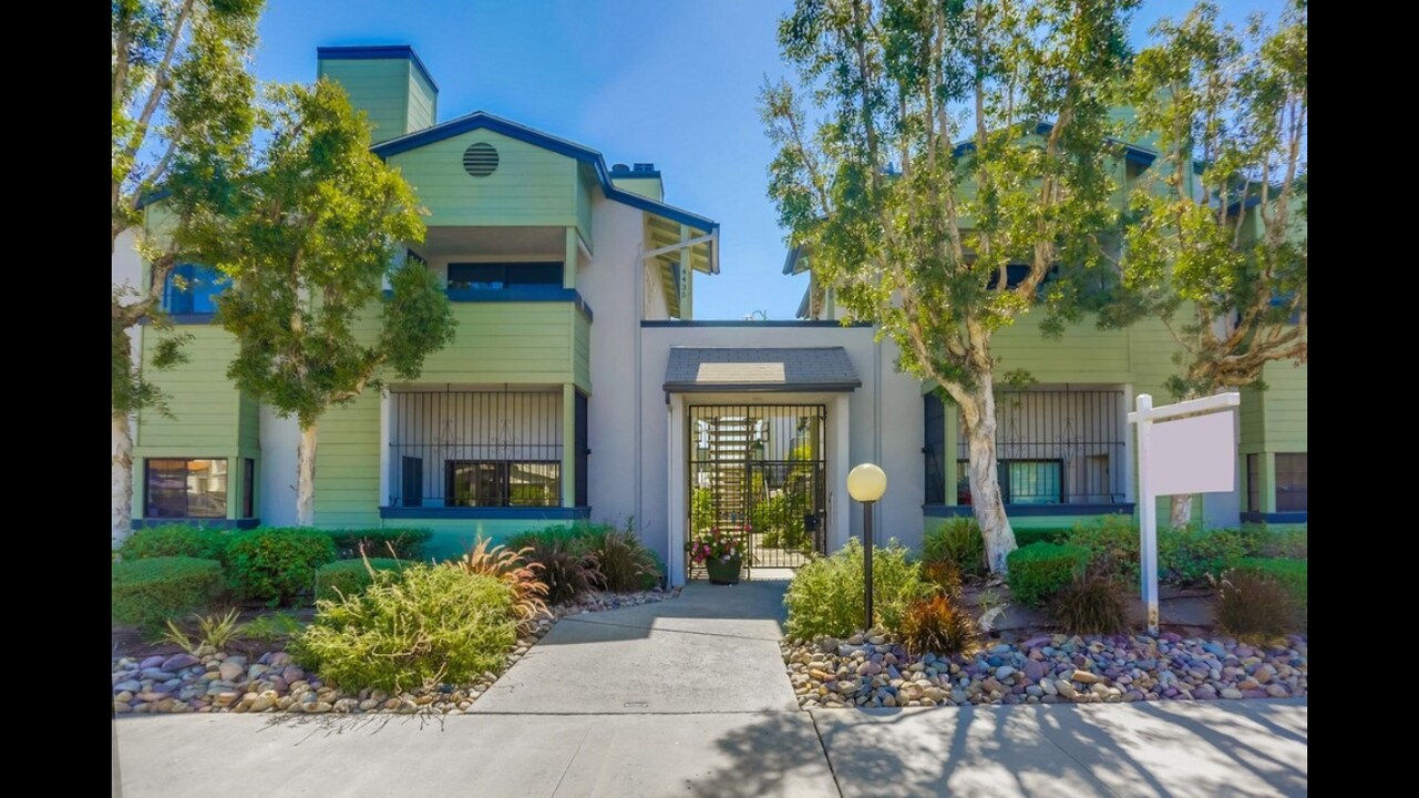4429 Marlborough Ave, Unit 6 in San Diego, CA - Foto de edificio
