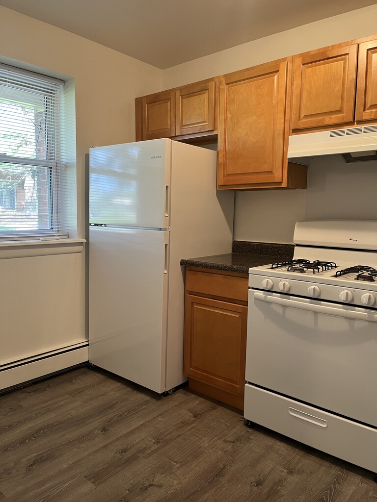 Colonial Point Apartments in FeastervilleTrevose, PA