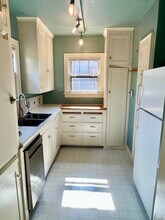 705 N 46th St in Seattle, WA - Building Photo - Building Photo