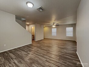 40268 W Helen Ct in Maricopa, AZ - Foto de edificio - Building Photo