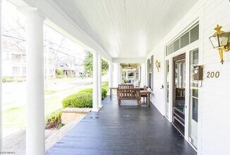 200 Clisby Plz in Macon, GA - Building Photo - Building Photo