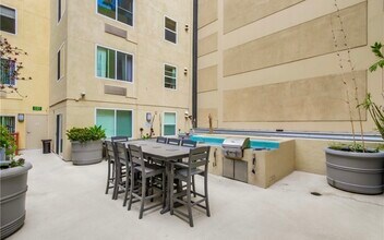1435 India St, Unit 516 in San Diego, CA - Foto de edificio - Building Photo