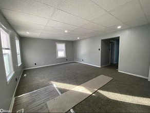 259 S 10th St in Burlington, IA - Foto de edificio - Building Photo