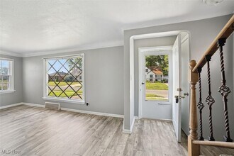 13511 Thraves Rd in Cleveland, OH - Building Photo - Building Photo