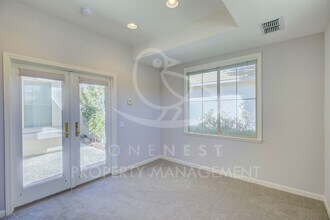 400 Lilypond Ln in Lincoln, CA - Building Photo - Building Photo