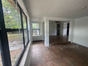 1610 NW 132nd St in North Miami, FL - Building Photo - Building Photo