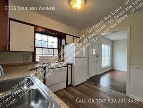 2115 Stirling Ave in Lansing, MI - Building Photo - Building Photo