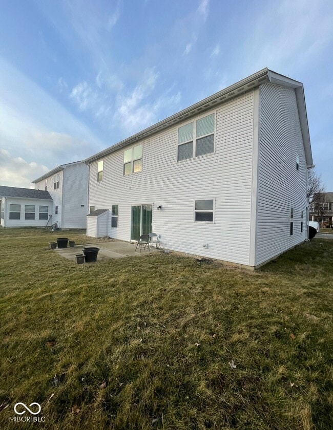 5923 Edelle Dr in Indianapolis, IN - Building Photo - Building Photo