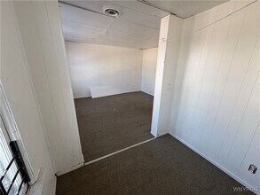 2445 Bailey Ave in Buffalo, NY - Building Photo - Building Photo