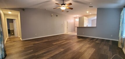 996 Beckingham Dr in St. Augustine, FL - Foto de edificio - Building Photo