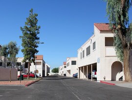 Por Of Hallcraft Villas West in Glendale, AZ - Foto de edificio - Building Photo