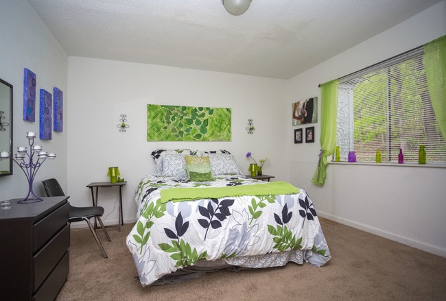 The Preserve at Camp Creek in Atlanta, GA - Building Photo - Interior Photo