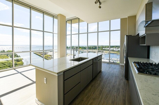 Anthem @ Harbor Point