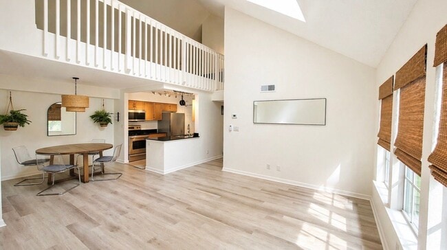 property at 3266 Haviland Ct