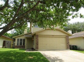 10609 Archdale Dr in Austin, TX - Building Photo