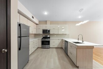 65-67 Storms Ave in Jersey City, NJ - Building Photo - Building Photo