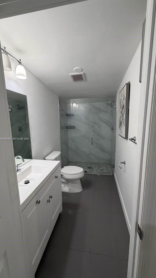 property at 1212 E River Dr
