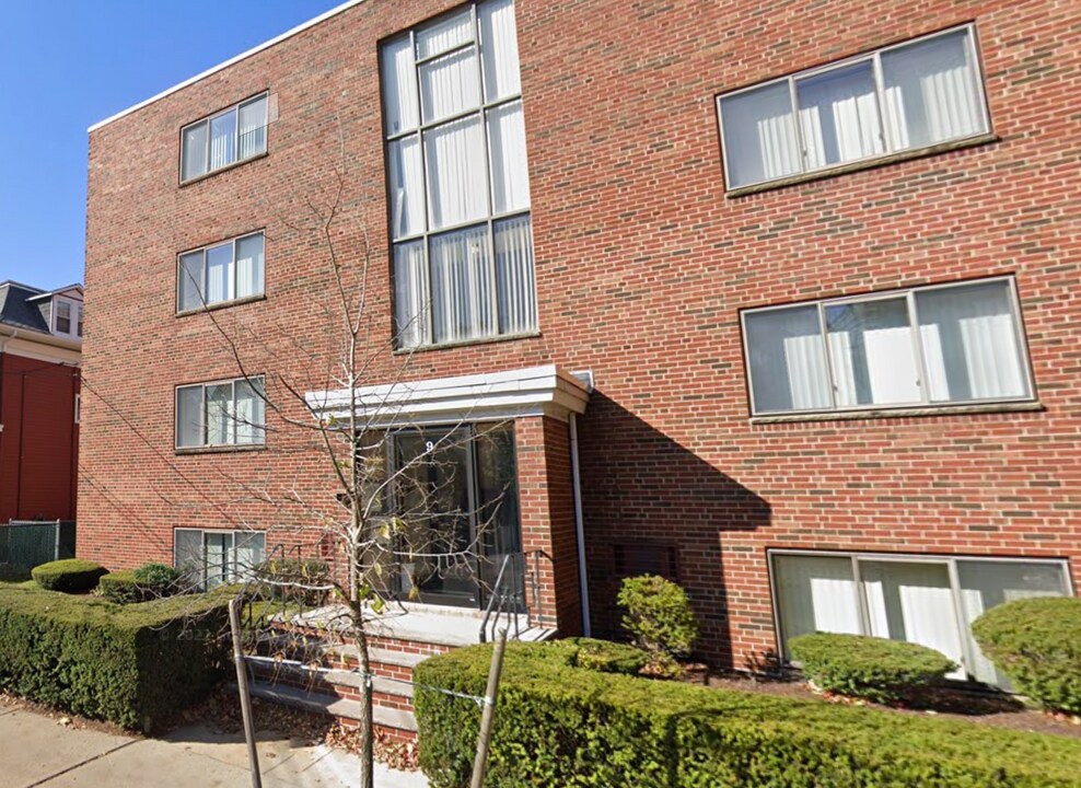 10 Chester St in Cambridge, MA - Building Photo