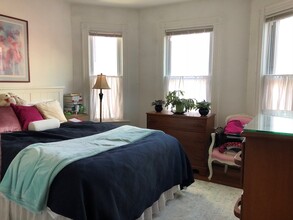 100 Pine St, Unit 2 BED VERY CLEANNN in Cambridge, MA - Building Photo - Building Photo