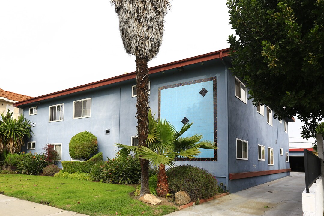 3753 Artesia Blvd in Torrance, CA - Building Photo