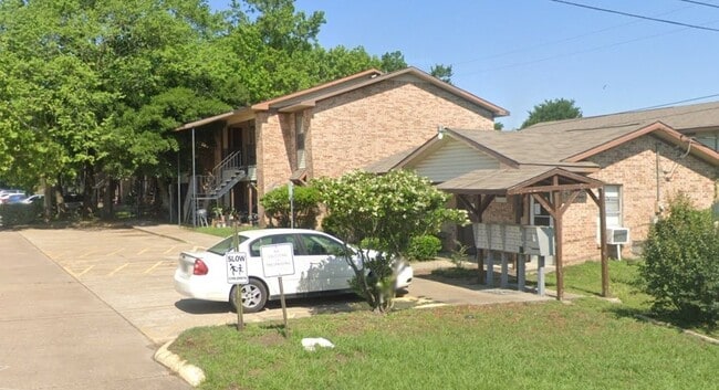 property at 203 E Watson St