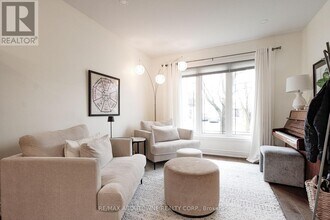 3301 Nadine Crescent in Mississauga, ON - Building Photo - Building Photo