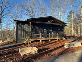 660 Old Toccoa Rd in Morganton, GA - Building Photo