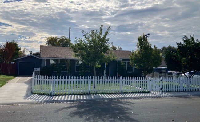 property at 1826 Uccello Ave