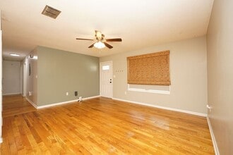 357 Lincoln Ave in Valparaiso, FL - Building Photo - Building Photo