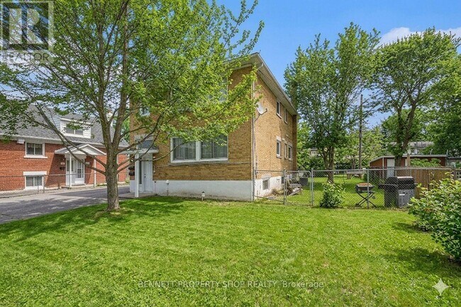 713 Morgan St in Ottawa, ON - Building Photo - Building Photo