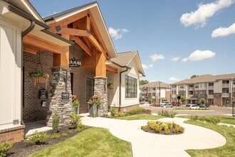 1005 Scenic Loop Way in Knoxville, TN - Building Photo - Building Photo