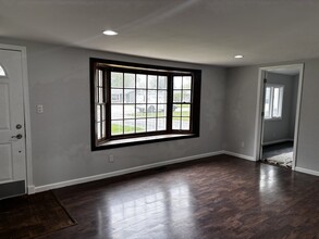 19306 Janet Ave in Romeoville, IL - Building Photo - Building Photo