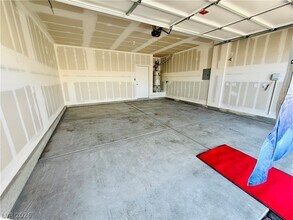 8341 Caldera Hls Ave in Las Vegas, NV - Building Photo - Building Photo