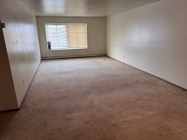 property at 5650 W Wahner Ave