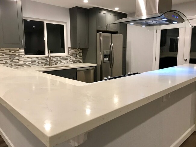 4864 Rue Tours Ct