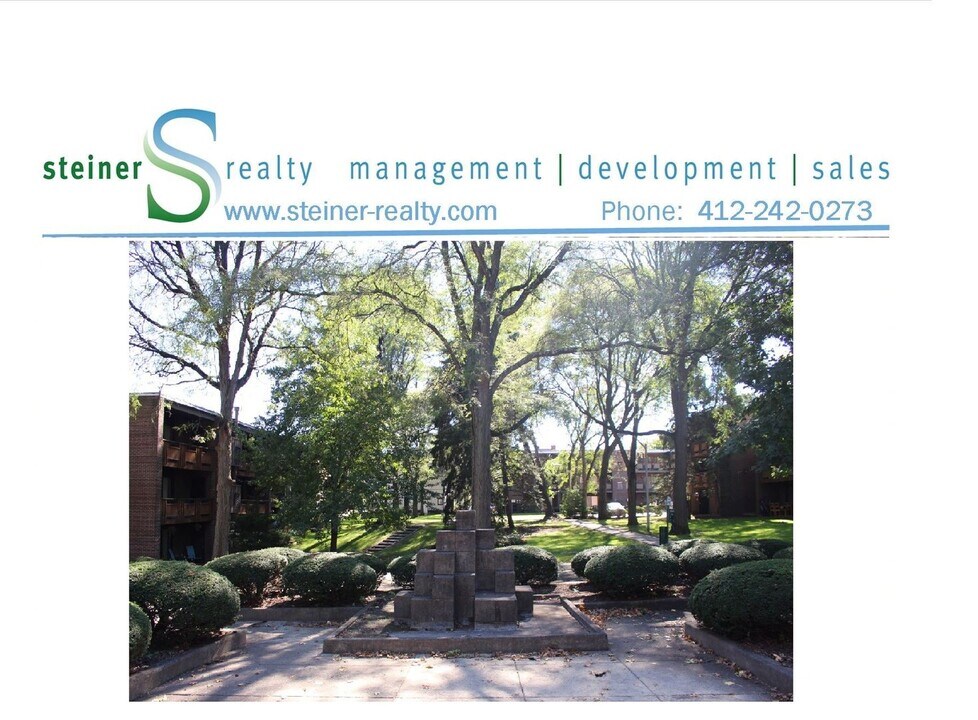 566 S Trenton Ave in Pittsburgh, PA - Building Photo