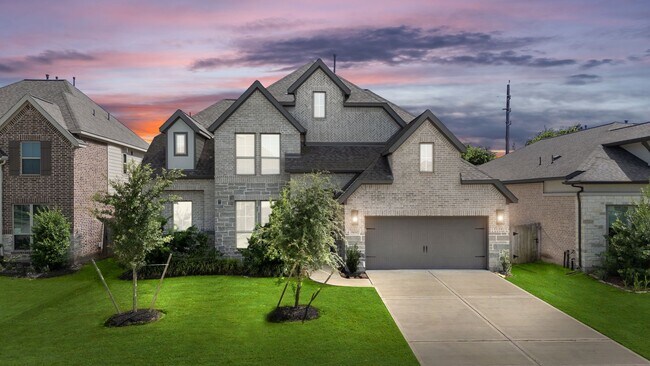 5838 Turquoise Hl