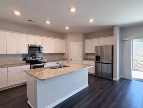 39 Wynn Wy in Pendergrass, GA - Foto de edificio - Building Photo