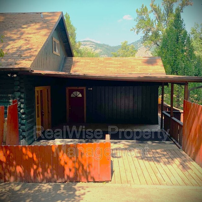 property at 4550 Rogue River Hwy