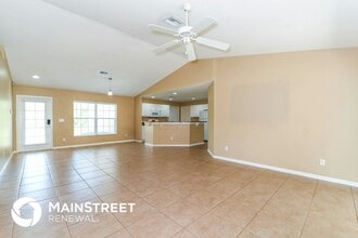 173 Aurora Ave S in Lehigh Acres, FL - Building Photo - Building Photo
