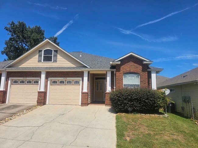 property at 5436 Hampton Hill Cir