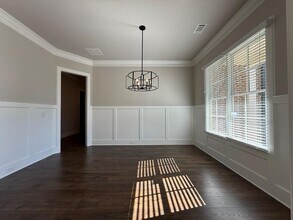535 Settles Brook Court in Suwanee, GA - Building Photo - Building Photo