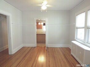 70 Prospect St in Greenwich, CT - Building Photo - Building Photo