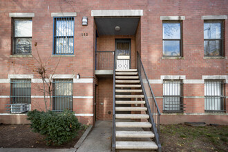 142 N 3rd St in Brooklyn, NY - Building Photo - Building Photo