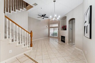 2710 Grants Lake Blvd, Unit D5 in Sugar Land, TX - Building Photo - Building Photo