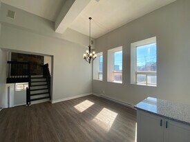 Adelaide Lofts in London, ON - Building Photo